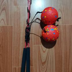 Solid Square Fitness Swing Ball, a Fitness Ball That Does Not Need to Be Inflated, Is Resistant to Falling and Wear-Resistant, Red