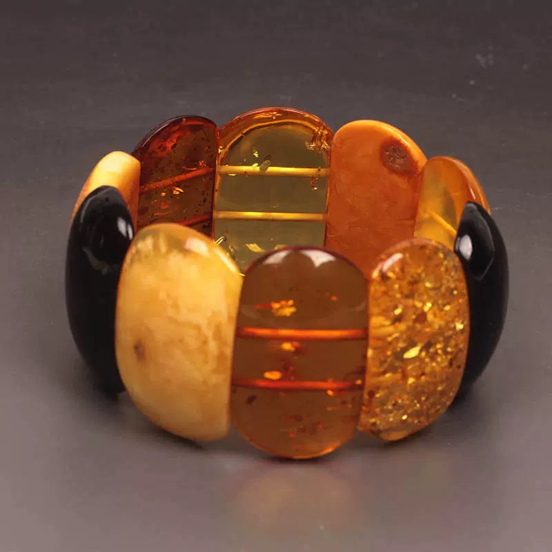 拣漏价俄料30-60年老货多宝原石纯天然琥珀