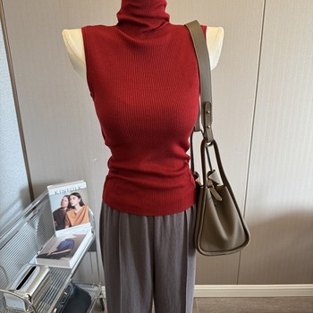 
Stacked collar turtleneck base shirt for women black slim sleeveless