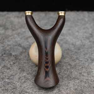
Solid wood chicken wenge fast pressing tail blade slightly flaw pattern random flat leather slingshot traditional wooden wood fork