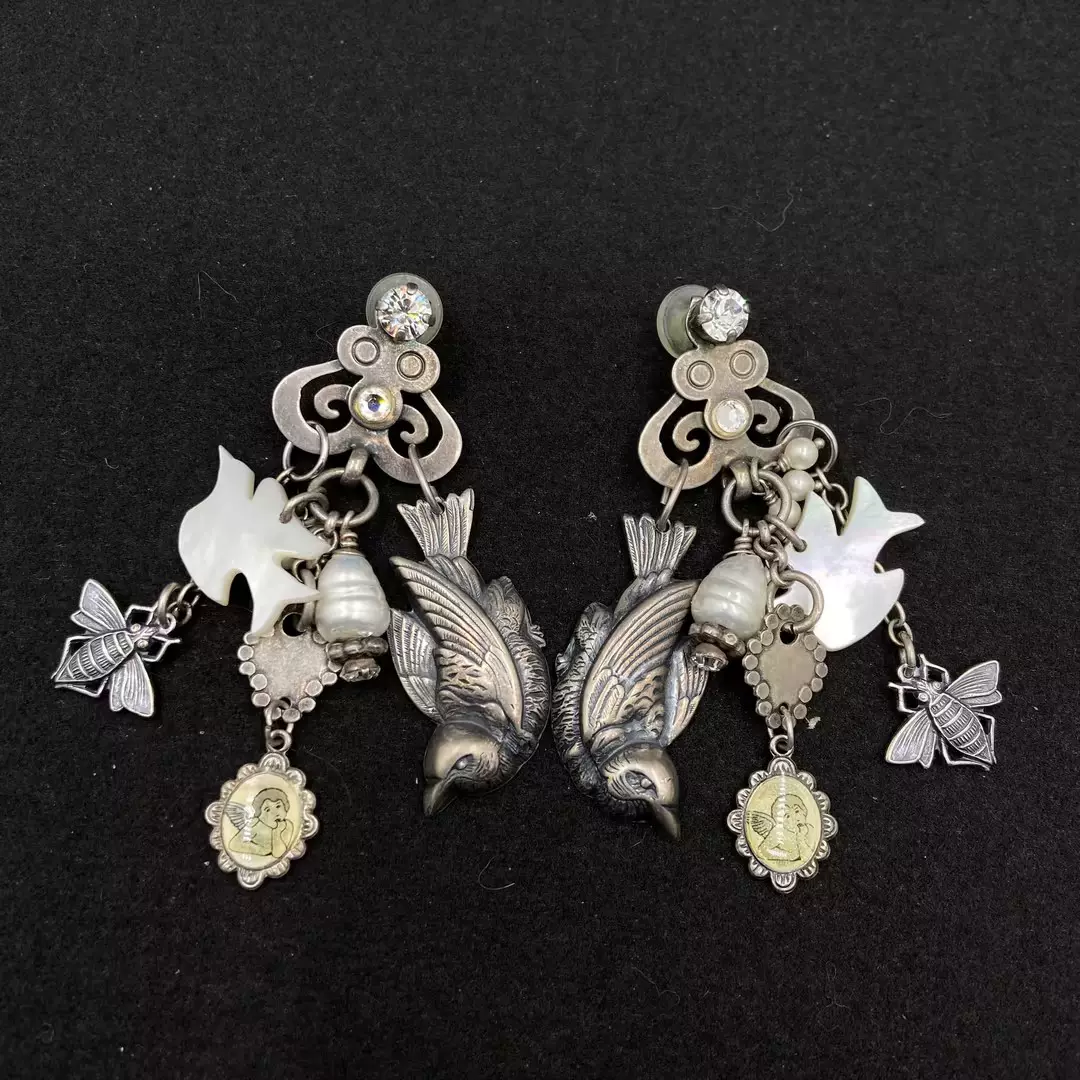 小可爱R*miniscence贝母飞鸟珍珠扫肩耳针H41688no退no