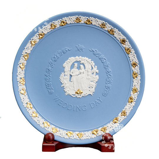 ウェッジウッドジャスパーレリーフ結婚祝い皿 - 金彩セラミックプレート