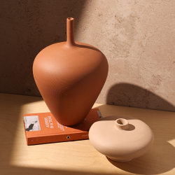 Aniique Jingdezhen Ceramic Wabi-Sabi Style Brushed Flower Vase Ornament with a High-End Feel for Tv Cabinet in the Living Room