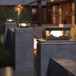Hot selling solar column head lamp outdoor waterproof modern simple villa lamp courtyard fence outdoor gate both sides columns