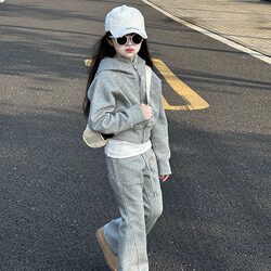 Girls' Outwears, Spring and Autum Styles, 2026 New Autum Clothing, Kidsren's Clothing, Sweatshirt Suits, Big Kidsren's Autum Clothing, Fashionable Clothes for Girls
