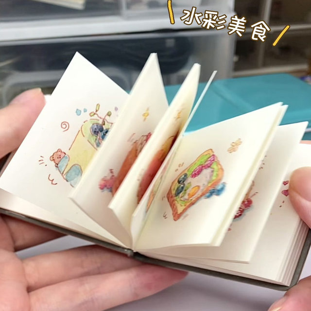 
Handmade fish and beans notebook card paper mini small portable high-value color PU pocket notebook painting notebook graffiti notebook