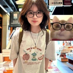 2026 New Versatile and Stylish Short-Sleeved T-Shirt for Girls, Suitable for Summer, Middle School, High School, and College Students, Loose Half-Sleeve Top
