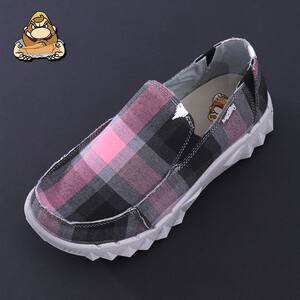 
Lazy Dude Slip-On Canvas Shoes Women's Shoes 2024 Spring, Summer, Autumn and Winter Soft Sole Retro Lazy Shoes