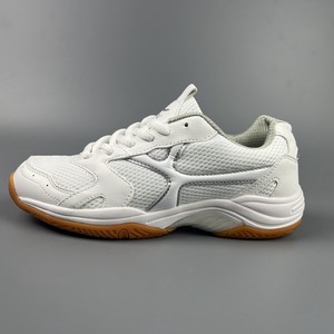 
Foreign trade tail goods men and women outdoor professional tennis shoes export Japanese special price comprehensive training shoes badminton shoes trend