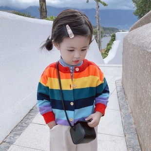 童欣园女童彩虹条纹针织圆领毛衣