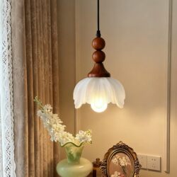 Flower Pendant Light, Vintage Retro Bedroom Single-Head Hanging Small Pendant Light, Petal Creative Design Art Bedside Pendant Light