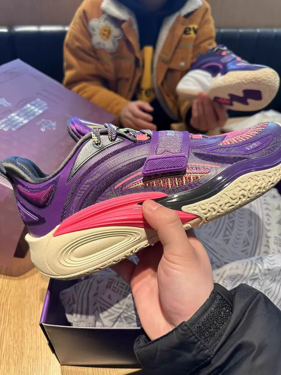 ANTA安踏欧文1代KAI 1 球场艺术家紫男子篮球鞋12421102S-7-Taobao 