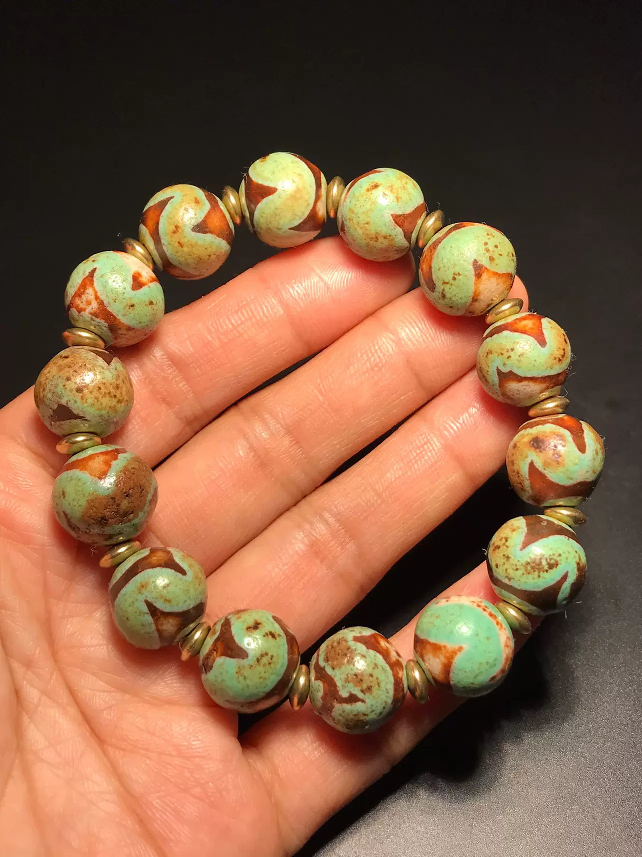 上肯天珠‼️西蔵老礦手工伝承樽型双虎牙天珠 上肯天珠‼️西蔵老礦手工