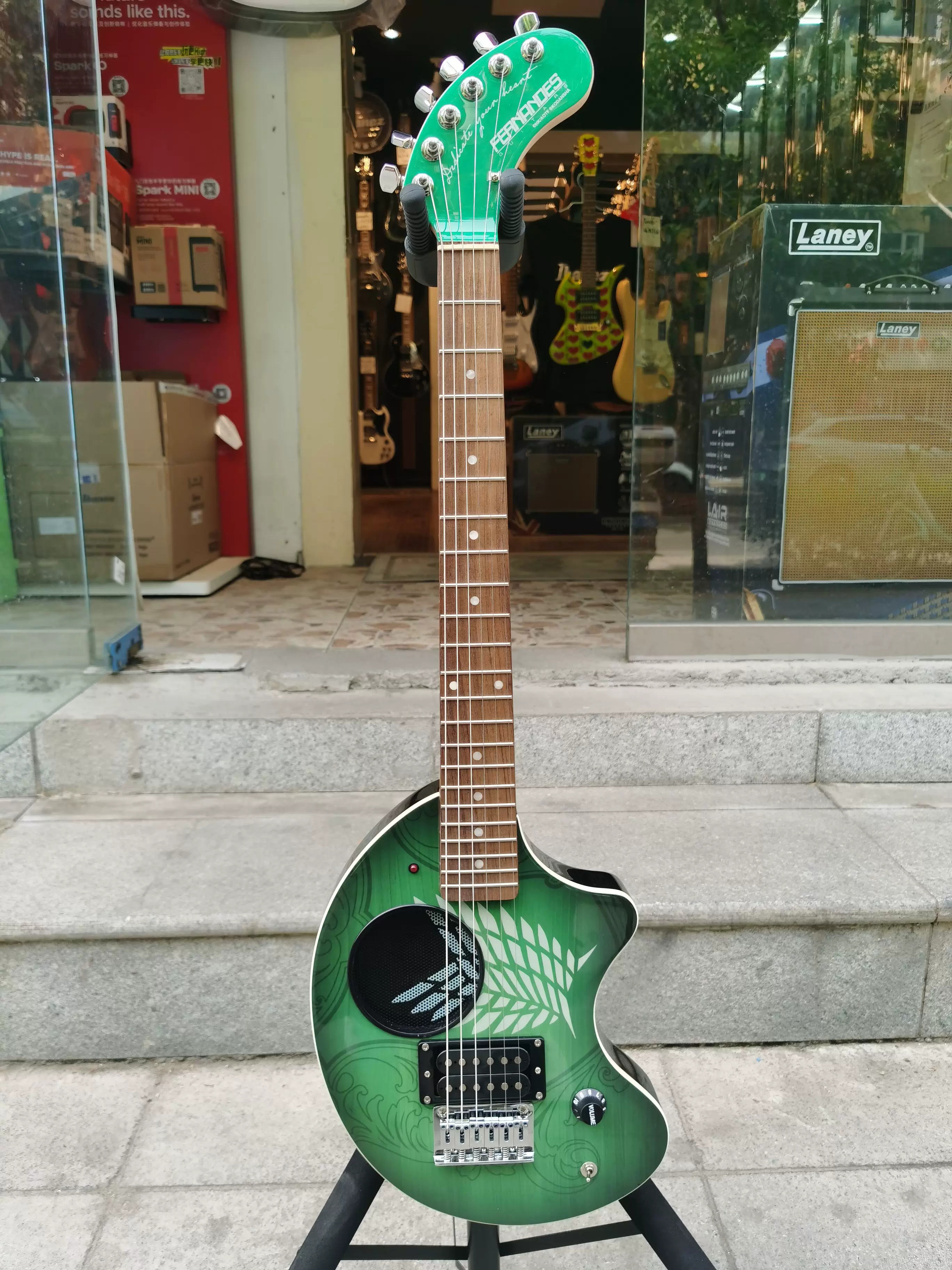 hide エレキギター FERNANDES TAUJAN SUGIZO hide エレキギター FERNANDES TAUJAN SUGIZO X-japan乐队hide松本秀人