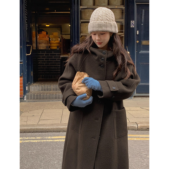 Lazy style single-breasted solid color pocket woolen coat coat for women 2025 winter new retro mid-length top