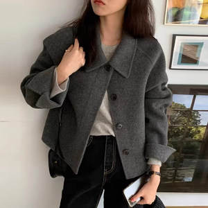 
Korean chic autumn and winter retro niche lapel single-breasted loose versatile casual solid color short wool jacket for women