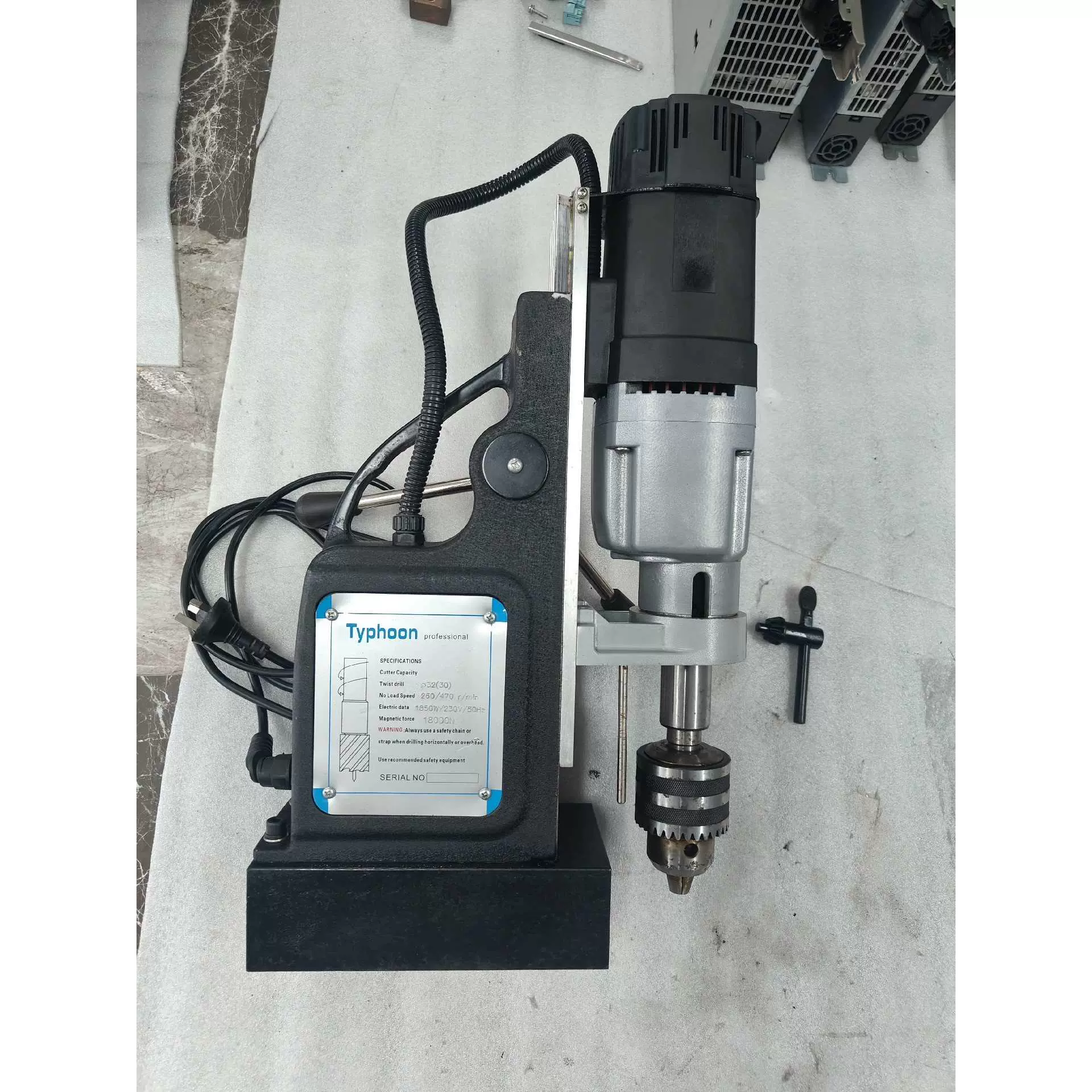 磁力钻夹头怎么拆_磁力钻钻夹头拆卸视频 磁力钻夹头怎么拆_磁力钻钻夹头拆卸视频（磁力钻怎样拆卸钻头） 磁力资讯