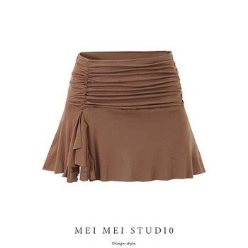 Short skirt A -line skirt European and American type A wrinkled skirt
