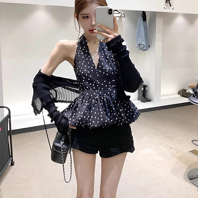 Black polka dot halter neck sleeveless suspender vest for women 2025 new summer sweet and spicy chic Korean high-end top