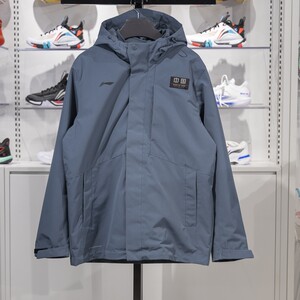 
Li Ning three-in-one sports windbreaker men's 2024 winter new water-repellent warm hooded jacket AWBU073