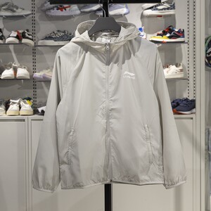 
Li Ning sunscreen clothes for men 2024 spring and summer new lightweight breathable quick-drying outdoor sports windbreaker YFDU237