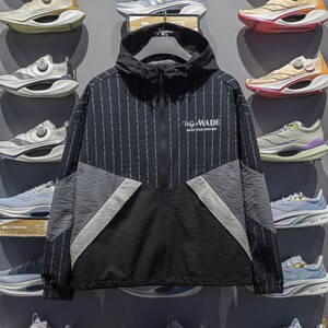 
Li Ning sports windbreaker men's 2024 summer new product Wade series antibacterial loose hooded jacket AFDU399
