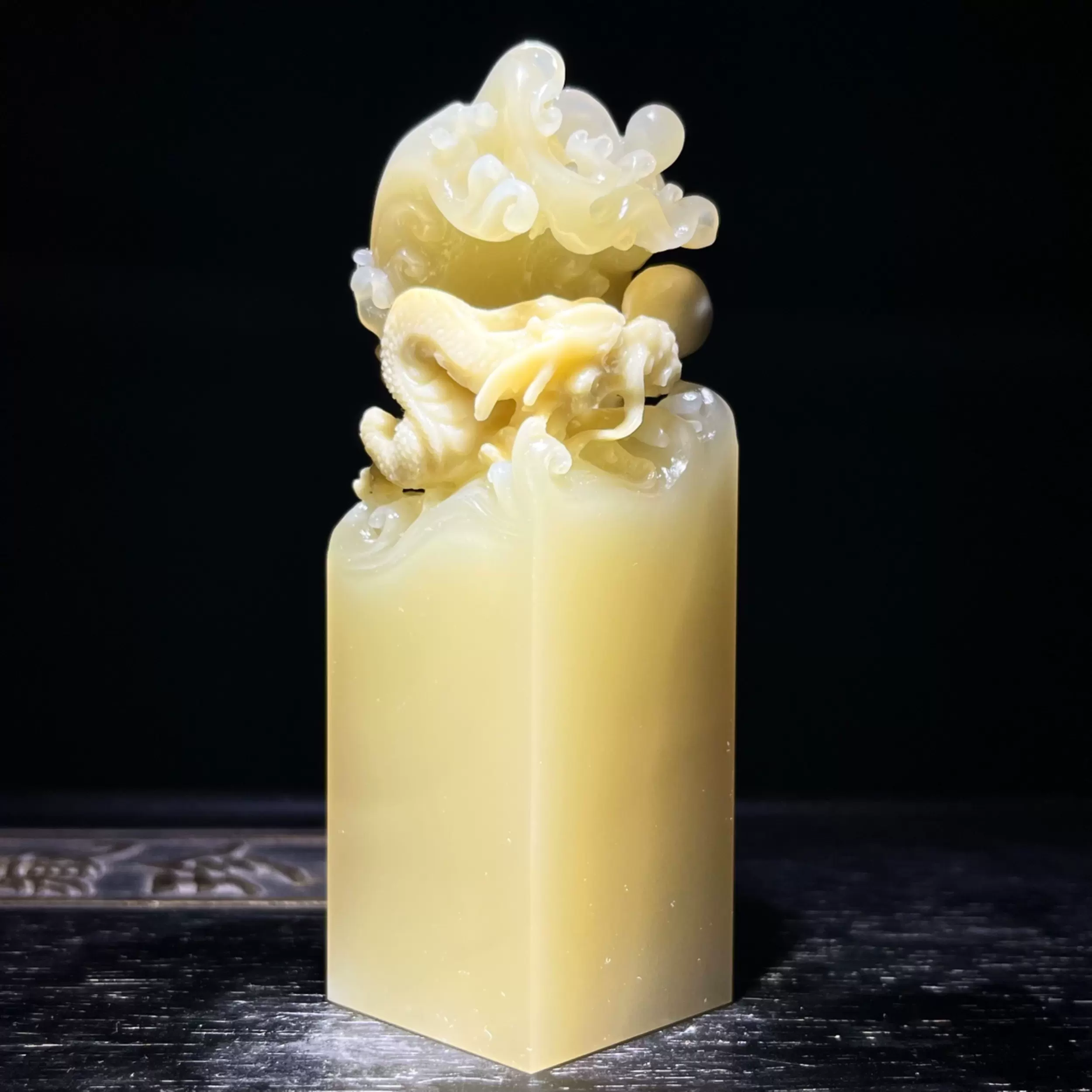 田黄石 寿山石 彫刻 精品寿山田黄石薄意雕刻摆件名家清卿松鹤延年收藏古玩艺术品奇石