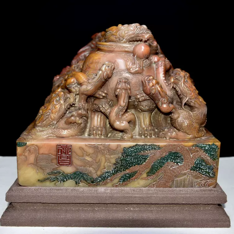 寿山石田黄石玉玺印章萝卜丝纹清晰原石原色纯手工雕刻乾隆十三年