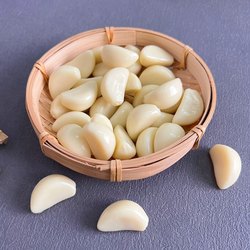 Simulated Garlic Bulb Model Peeled Garlic Cloves Food Photography Props Window Display Restaurant Vegetable Ornaments Decoration