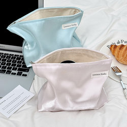 Cosmetic Bag, Toiletry Bag for Women, 2025 New Model, Portable, High-End Travel, Simple, Waterproof, Large Capacity, Makeup Brush Storage Bag