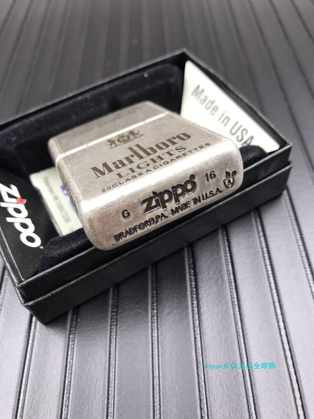 ZIPPO Marlboro 女性ライター Made in USA Zippo Marlboro Exclusive ORANGE PAISLEY on 205 Satin Chrome