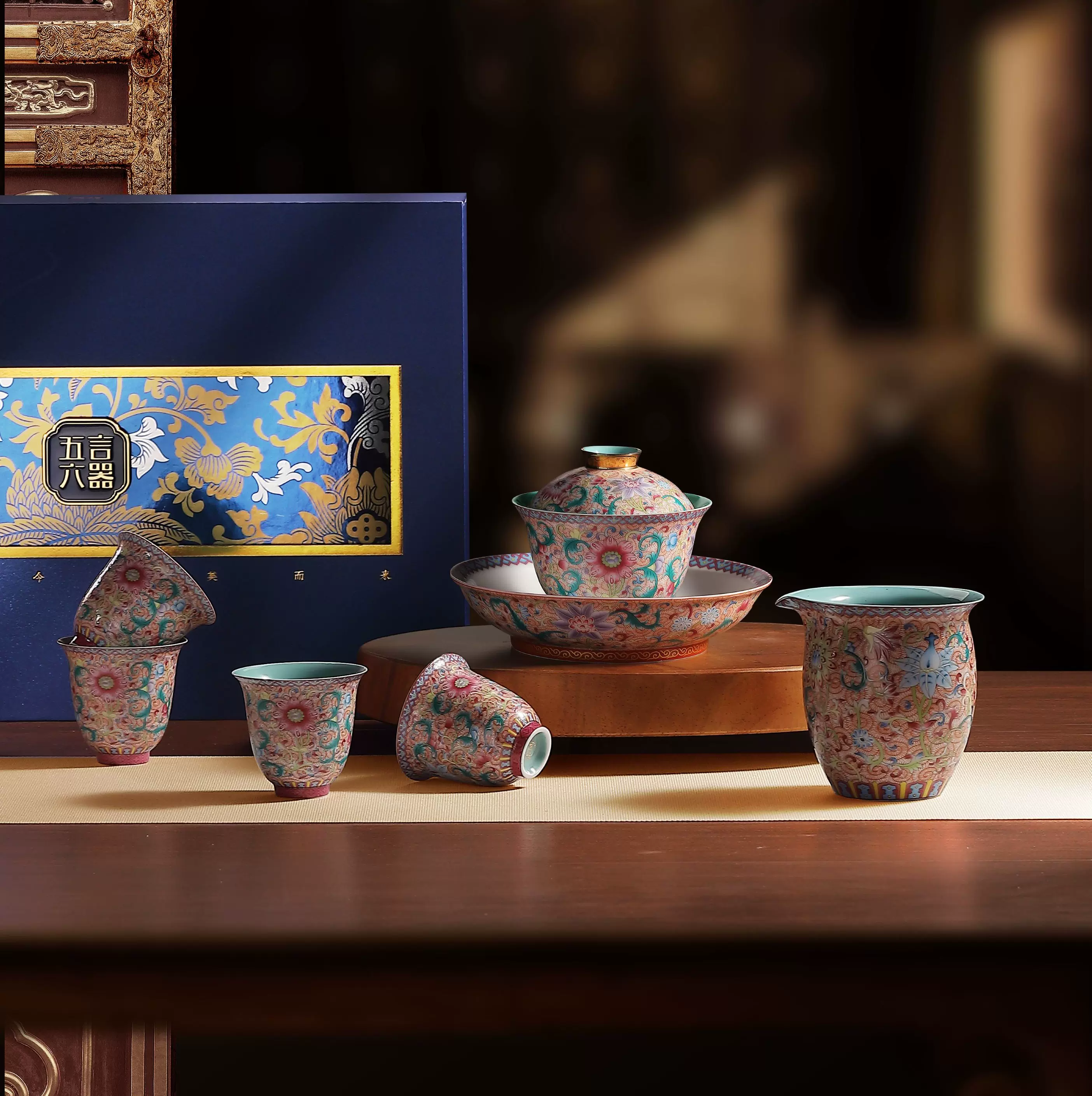 ご了承ください茶道具 讃岐伝統漆器 讃岐彫 神原象峯造 碗布差 茶巾筒
