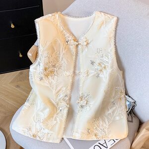 
New Chinese style vest 2026 new style national style high-end temperament waistcoat vest heavy industry embroidery beading plate button top