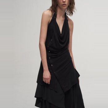 
Lingya ILNya 同同_Black moon scar halter vest wool lysel ruffled vest hanger