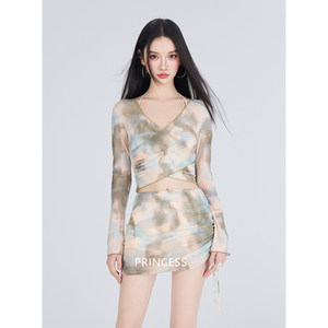 
Princess on the Run 2026 New Swimsuit Women's High-Quality Beautiful Split Bikini Conservative Hot Spring Resort Style