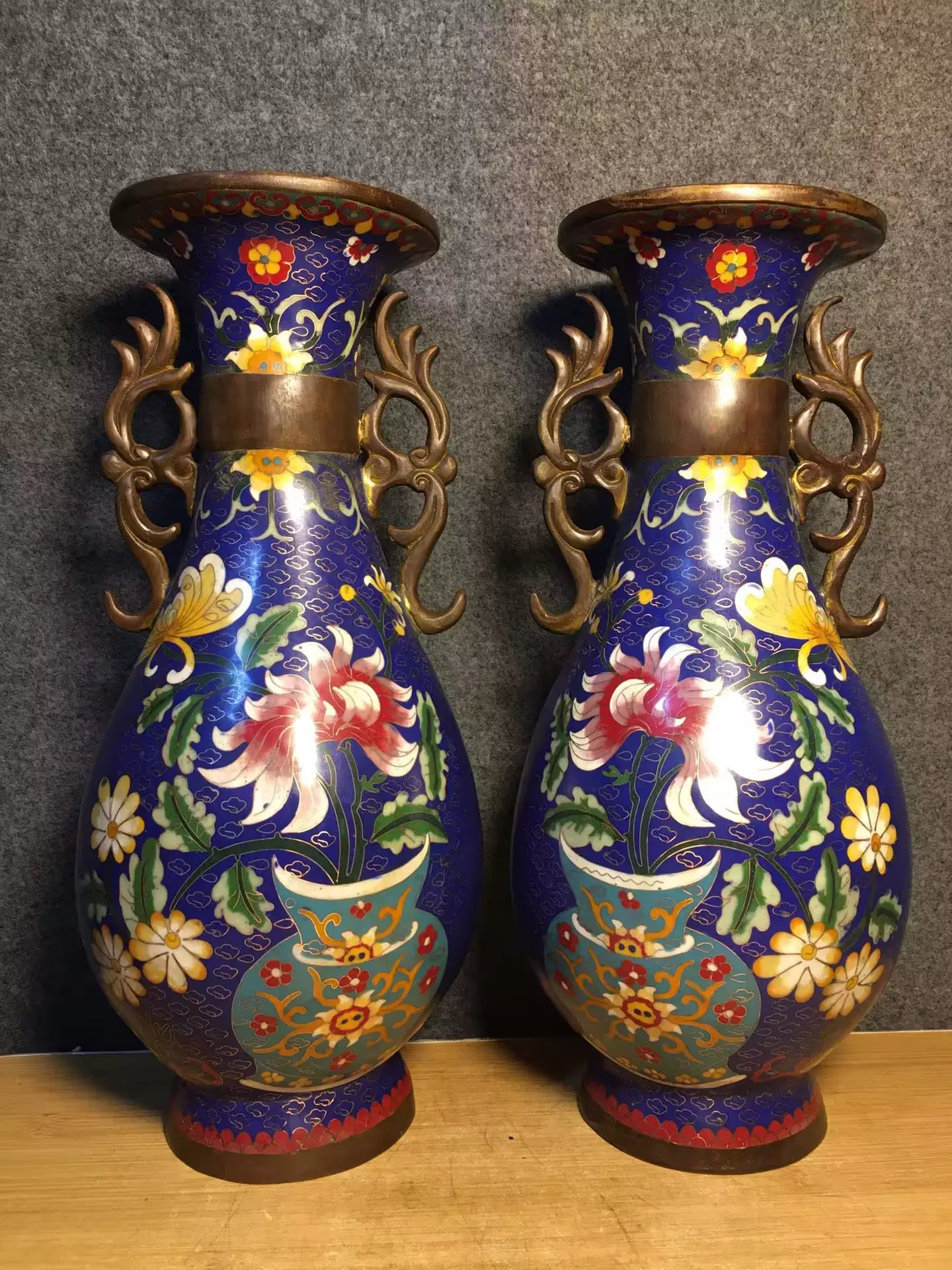 景泰藍　七宝焼　花瓶 2491 七宝焼 景泰藍 琺瑯 花瓶 中国 七宝焼 花瓶 景泰藍 二つ