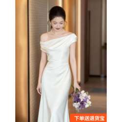 French-Style Elegant One-Shoulder White Dress for Women, Waist-Cinching, Slim-Fit, Suitable for Birthday Parties and Banquets, Long Dress