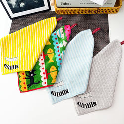 Exported Japanese Single-Layer Cotton Square Towel with Black Cat Embroidery, Non-Twisted Small Towel, Soft Cartoon Face Towel