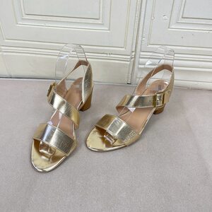 
Lady Shoes foreign trade original single women's shoes slightly flawless fashionable round toe solid color versatile thick heel one-word buckle fashion sandals