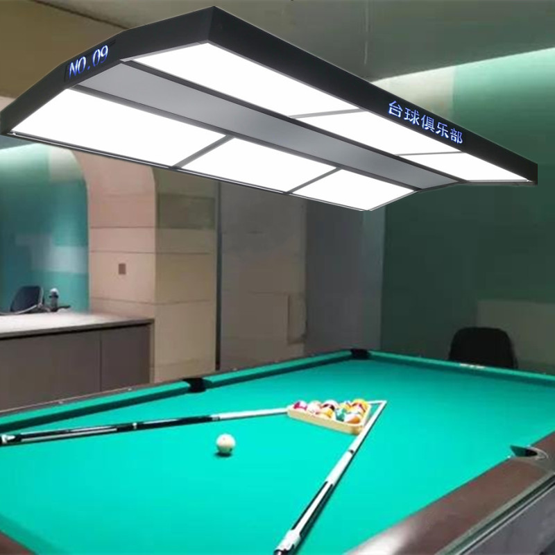 バウンシングビリヤードライト - 4ヘッドLEDシャンデリア