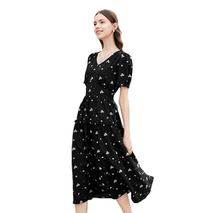
betu Baitu Women's Clothing 2025 Summer New Embroidered V-neck Retro High Waist Slim Mid-length Dress