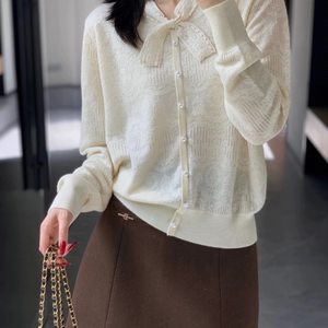 
Gentle and lazy bow-neck pearl button sweater for women, slim and versatile thin sweater top