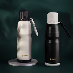 
Cup of bear insulation and cold sports water cup for students with large capacity outdoor mountaineering cup car riding kettle