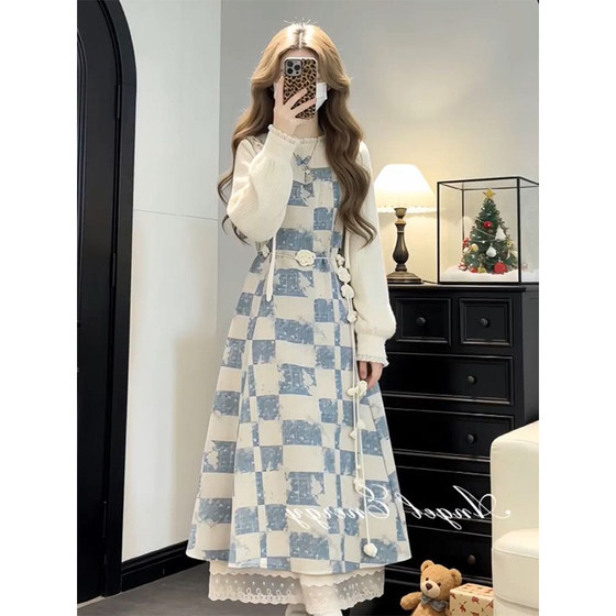 
Sweet, fashionable, versatile, gentle, mid-length a-line skirt, winter 2025 new high-waist plaid fake two-piece dress