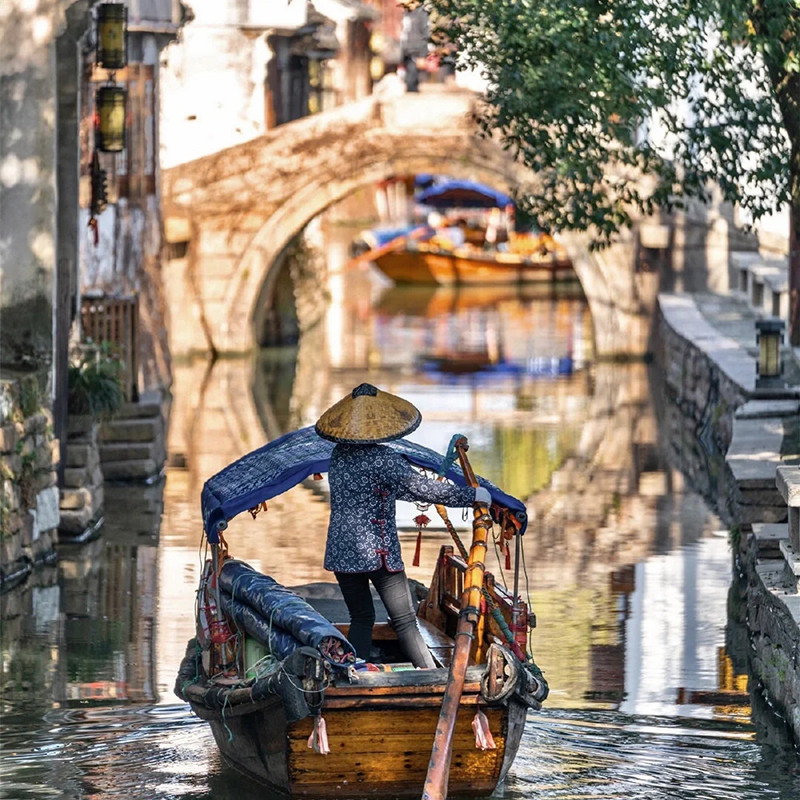 【含机票】华东旅游上海杭州苏州南京无锡乌镇江南6天5晚跟团游