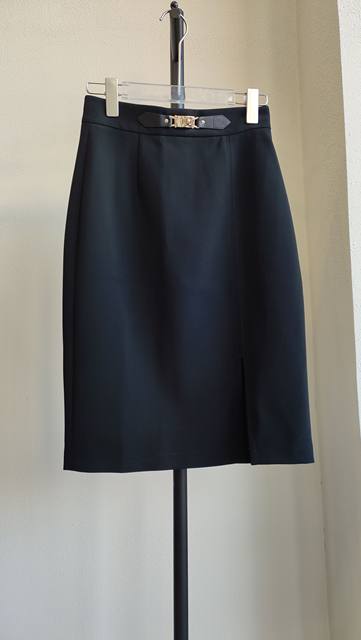 Aian Qi genuine broken code loss Qingqi new style versatile solid color commuter hip straight skirt skirt mid skirt women
