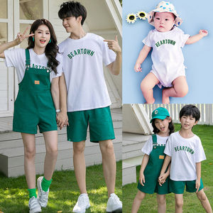 
Baby parent-child summer t-shirt for a family of three and four, Korean version of 100-day photo shoot on the beach and May Day travel family set