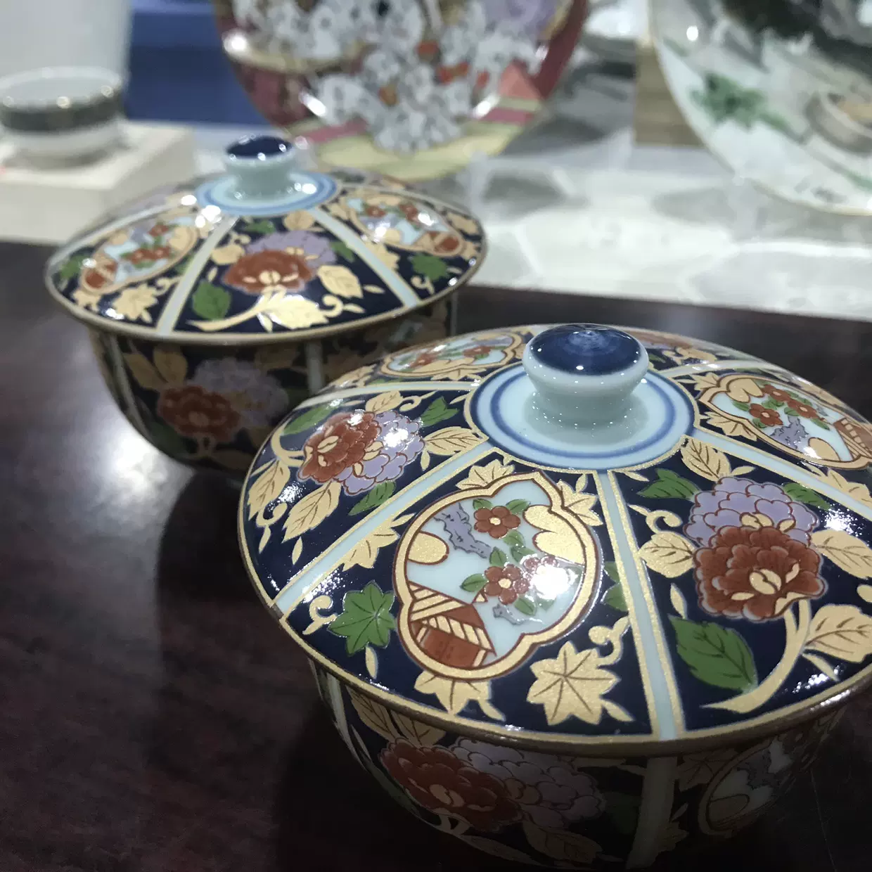 古伊万里嘉靖金蘭手茶碗 古伊万里嘉靖金蘭手茶碗