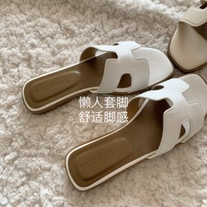 
Horse Raising Diary~INS Ruth's same style leather sandals beach fashion flat flip-flops for women 2026 summer new style
