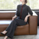 Fashionable women's clothing for middle-aged and elderly people in autumn and winter, new fashionable mother's clothing, high-end suits, casual wide-leg pants, two-piece thick sets